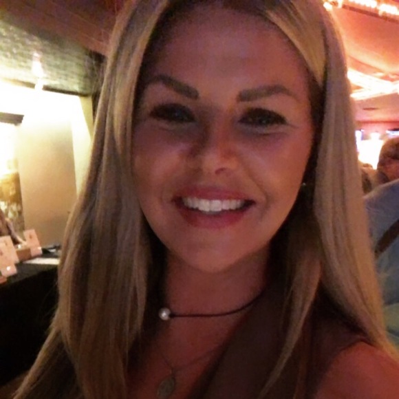 lindsey8311982